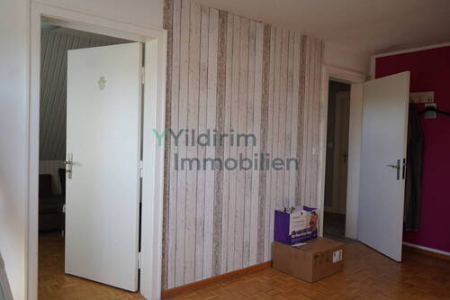 Schlafzimmer 2 mit Ankleider oder Büroraum - 