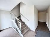Treppenhaus - 3 Zimmer Etagenwohnung zur Miete in Buchholz
