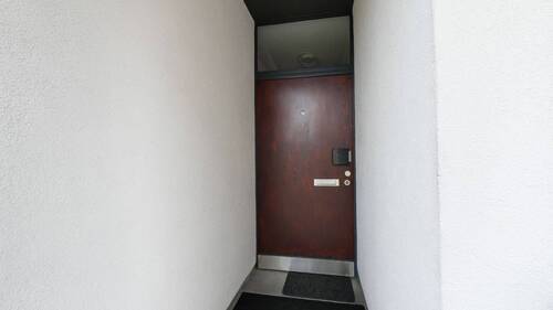 Eingang - 4 Zimmer Einfamilienhaus zum Kaufen in Altenbeken