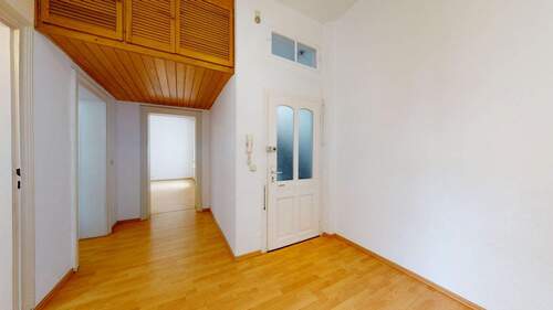 Entrée - Etagenwohnung mit 70,00 m&sup2; in Frankfurt am Main zum Kaufen