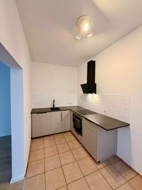 Bild 2 - 2 Zimmer Etagenwohnung zur Miete in Fürth