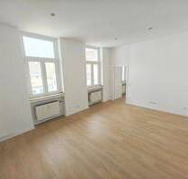 Geräumige 66 m² 2-Zimmer-Wohnung kernsaniert | 1. OG | ParkettVinyl & neues Vollbad | Uerdingen - Krefeld