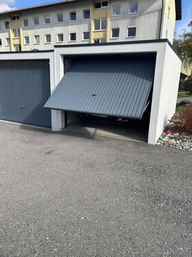 Garage - 3 Zimmer Etagenwohnung zum Kaufen in Hausham