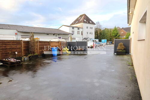 M2369 Außenansicht 1 - Halle in Kisdorf zur Miete