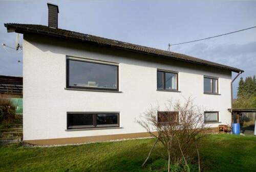 Rückseite - 1 Zimmer Mehrfamilienhaus, Wohnhaus in Berglicht