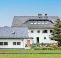 Ein Zuhause voller Wärme und Möglichkeiten - großzügiges Einfamilienhaus mit Traumgarten in Driedorf