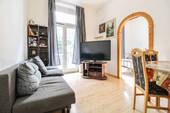 Wohnzimmer - Top-Investment in Wiesbaden - zentral & vermietet