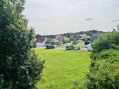 Blick vom Balkon ins Wohnumfeld - 