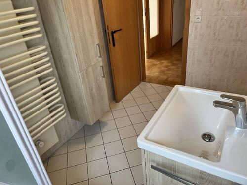 Tageslichtbad mit Wanne - 