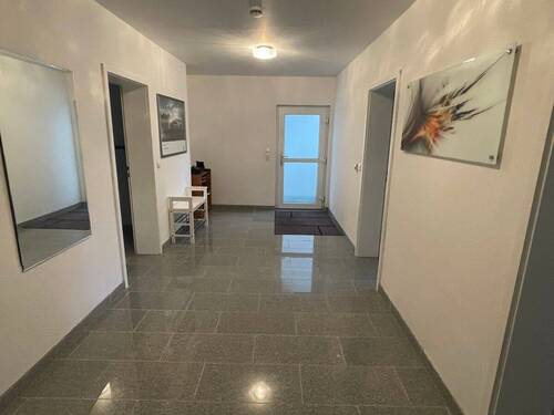 Flur (Wohnbeispiel) - 3 Zimmer Etagenwohnung zur Miete in Schaafheim