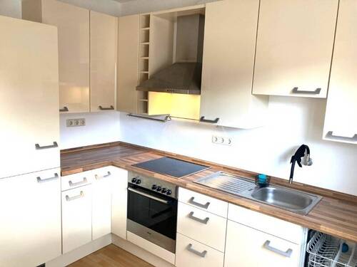 Küche (3) - 3 Zimmer Etagenwohnung in Bischofsheim