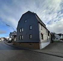 Einfamilienhaus mit Scheune und schönem Garten! - Kappel