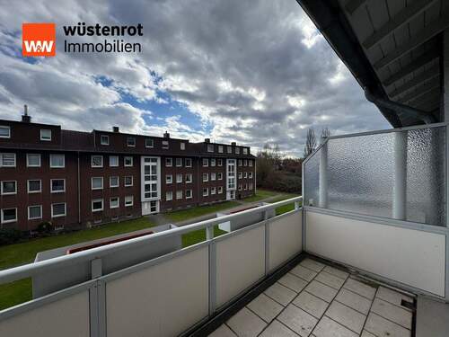 Balkon rechts - 2 Zimmer Etagenwohnung zur Miete in Herne