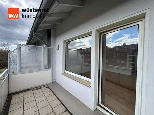 Balkon rechts - 2 Zimmer Etagenwohnung in Herne