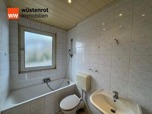 Badezimmer mit Tageslicht - 