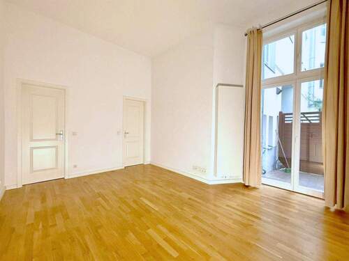 Schlafzimmer - 2 Zimmer Terrassenwohnung zum Kaufen in Berlin