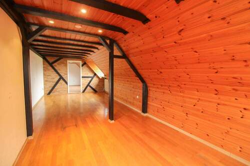 Wohnzimmer - Etagenwohnung mit 71,10 m² in Duisburg zum Kaufen