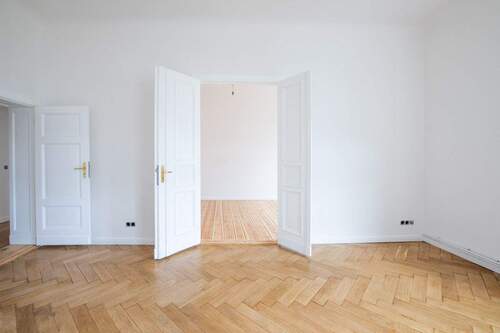 Flügeltür - 3 Zimmer Etagenwohnung in Berlin