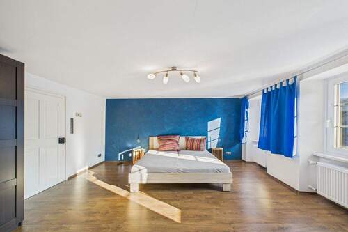 Schlafzimmer I - Reihenmittelhaus mit 144,80 m&sup2; in Burgen zum Kaufen