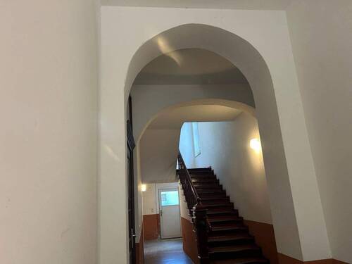 Hausflur - 2 Zimmer Etagenwohnung in Halle (Saale)