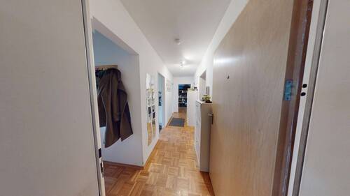 Eingang Flur - 3 Zimmer Etagenwohnung in Ditzingen