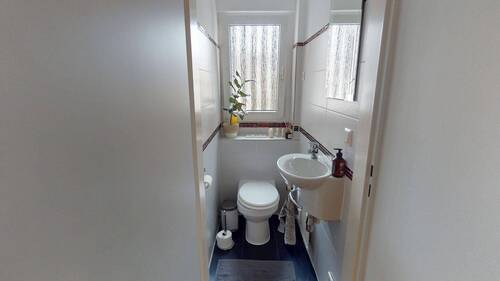 WC - 