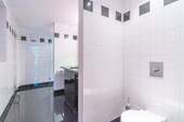 UG Duschbad WC - 