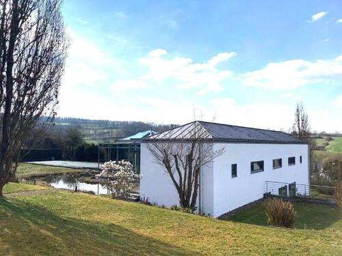 Ansicht Südosten - Einfamilienhaus mit 362,00 m&sup2; in Burghaun zum Kaufen