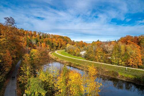 Umgebung - Leben im Park und Ortskernnah! 4-Zimmer-Wohnung mit schönem Ausblick