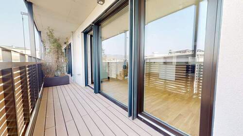 Balkon Wohnzimmer - Etagenwohnung mit 108,70 m&sup2; in Königstein zur Miete