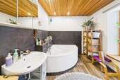 Badezimmer II - 