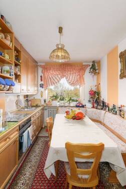 Küche - Mehrfamilienhaus, Wohnhaus mit 126,90 m&sup2; in Werneck / Zeuzleben zum Kaufen