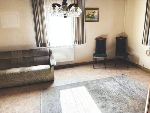 helles Wohnzimmer im EG - 