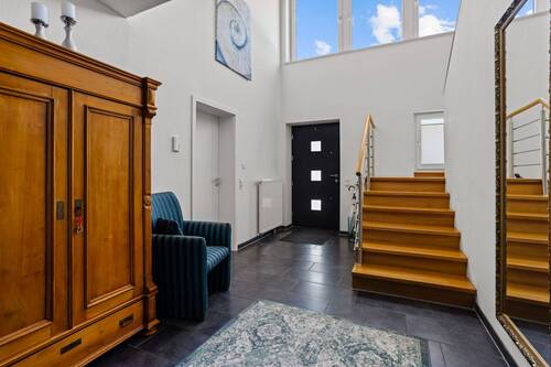 Empfangshalle - 6 Zimmer Einfamilienhaus in Gelnhausen