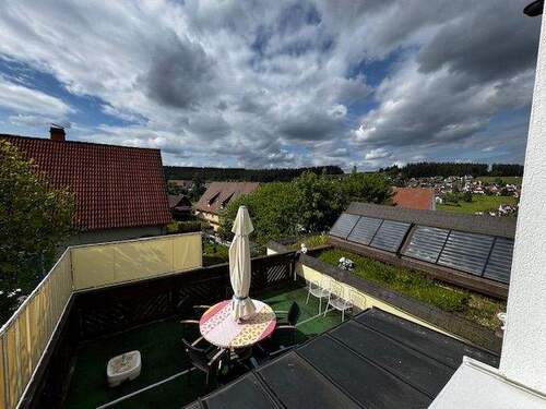 Terrasse - Mehrfamilienhaus, Wohnhaus mit 200,00 m² in Sankt Georgen im Schwarzwald zum Kaufen