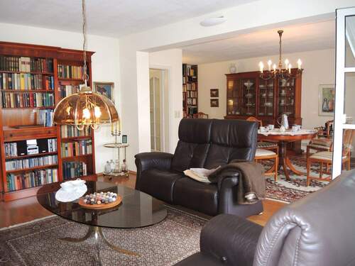 Wohnzimmer - 4 Zimmer Etagenwohnung zum Kaufen in Bad Brückenau