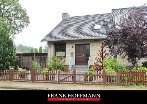 V9783 Titelbild - Gepflegte Doppelhaushälfte in Langenhorn mit großer Terrasse und Vollkeller