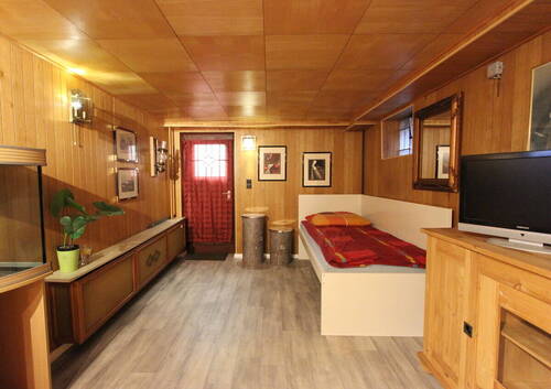 UG mit separatem Eingang - 