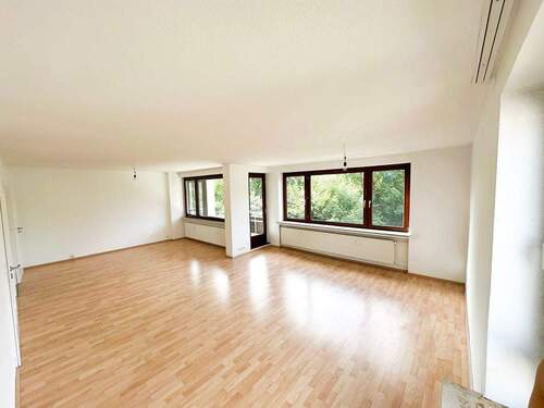 Wohnzimmer - 3 Zimmer Etagenwohnung in Bremen