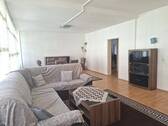 Wohnzimmer mit Esszimmer - 5 Zimmer Etagenwohnung in Stade