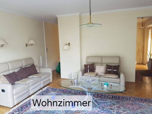 Wohnzimmer - 6 Zimmer Doppelhaushälfte in Bad Homburg