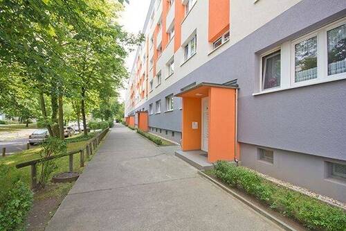 Eingangsbereich - 4 Zimmer Etagenwohnung zur Miete in Halle (Saale)