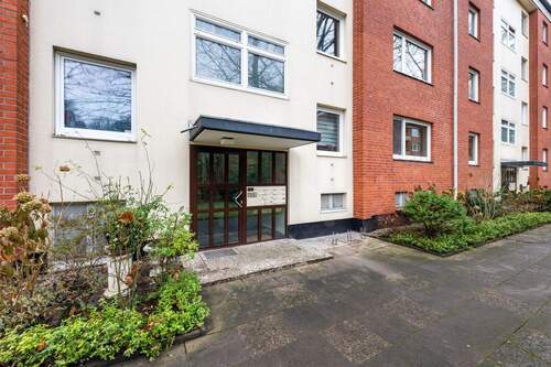 Eingang - Vermietete 2-Zimmer-Wohnung mit Balkon in ruhiger Lage