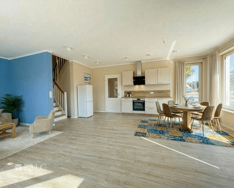 Wohnzimmer KI generiert - 4 Zimmer Doppelhaushälfte zum Kaufen in Born a. Darß