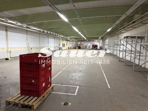 Innenansicht Lager/Produktion - Halle in Schwaig zur Miete
