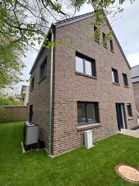 Ansicht - 5 Zimmer Einfamilienhaus in Oldenburg