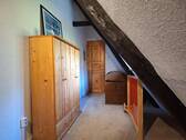 Flur im DG mit Blick zum Schlafzimmer - 