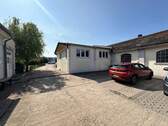 2.Zufahrt + Parkplätze.jpg - Gewerbeobjekt (Büro, Produktion, Verkauf) in Nienburg (Saale) zum Kaufen