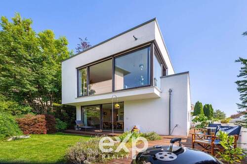 Ansicht aus dem Garten - Provisionsfrei! Townhouse - Zentrumsnah mit Seeblick