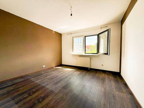 Schlafzimmer EG - 